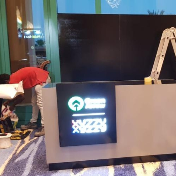 outdoor signage services in uae