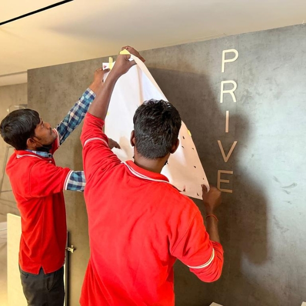 outdoor signage services in uae