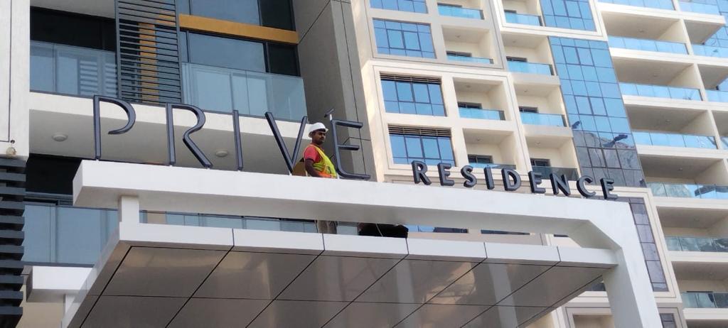 outdoor signage services in uae