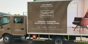 graphics vehicle window
